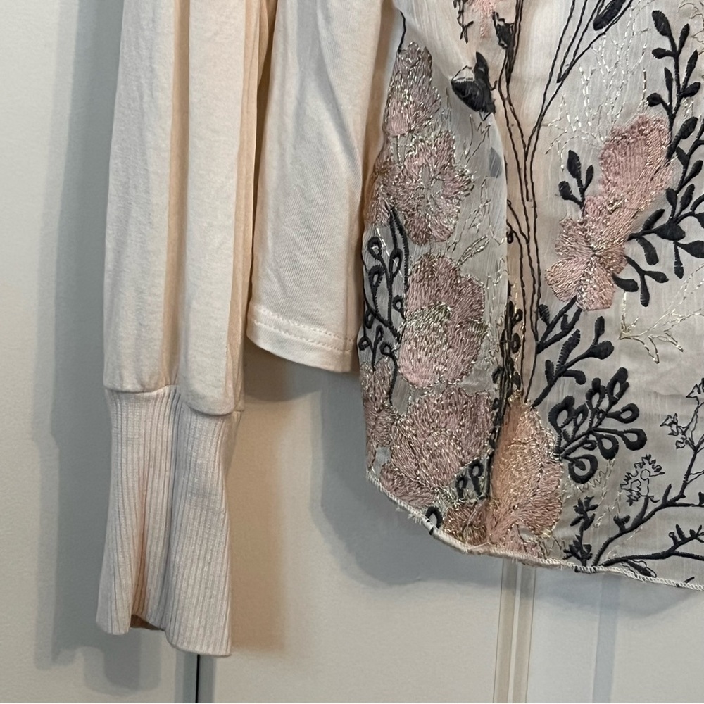 Anthropologie Tiny Embroidered Holden Long Sleeve Tee Top Small PETITE - Picture 6 of 10